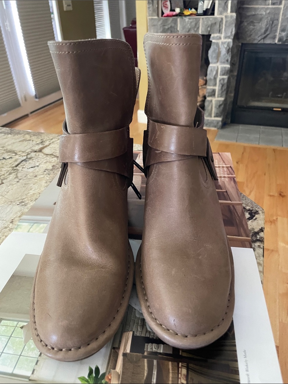 UGG Elysian Boots Ankle Booties Wraparound Straps Sahara Genuine Leather 7
